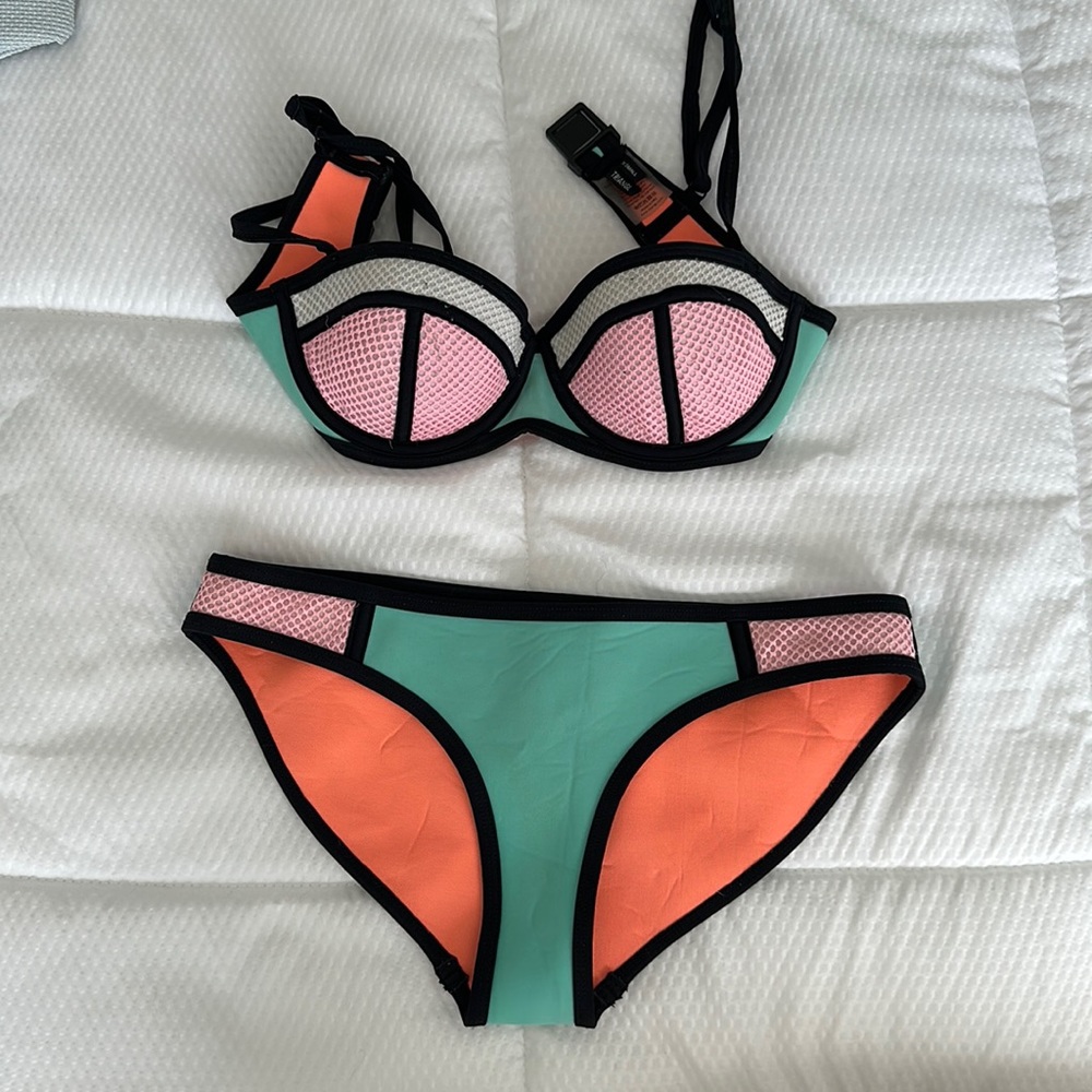 Triangl Bikini